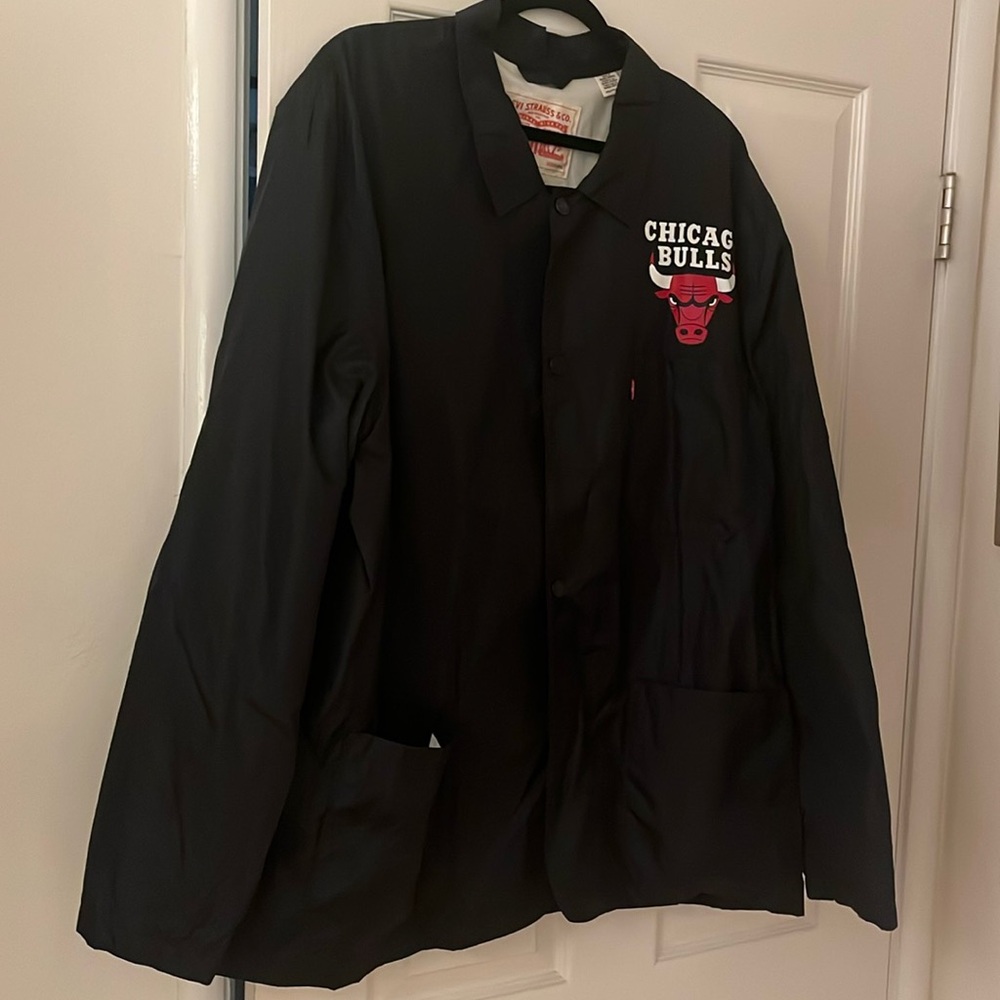 Levi Strauss Chicago Bulls windbreaker jacket XXXL lightly lined